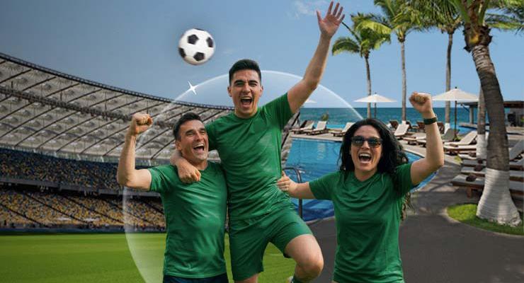 LA EMOCIÓN DEL FUTBOL SE VIVE EN KRYSTAL Krystal® Monterrey LA EMOCIÓN DEL FUTBOL SE VIVE EN KRYSTAL Krystal® Monterrey
