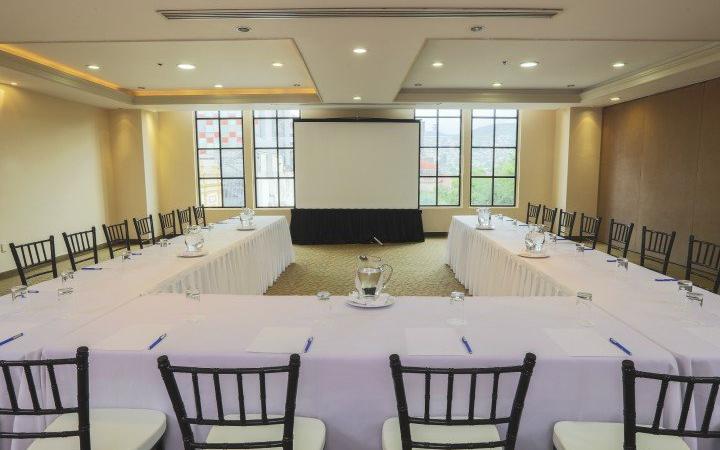 Salón Regio 3 Krystal® Monterrey Salón Regio 3 Krystal® Monterrey